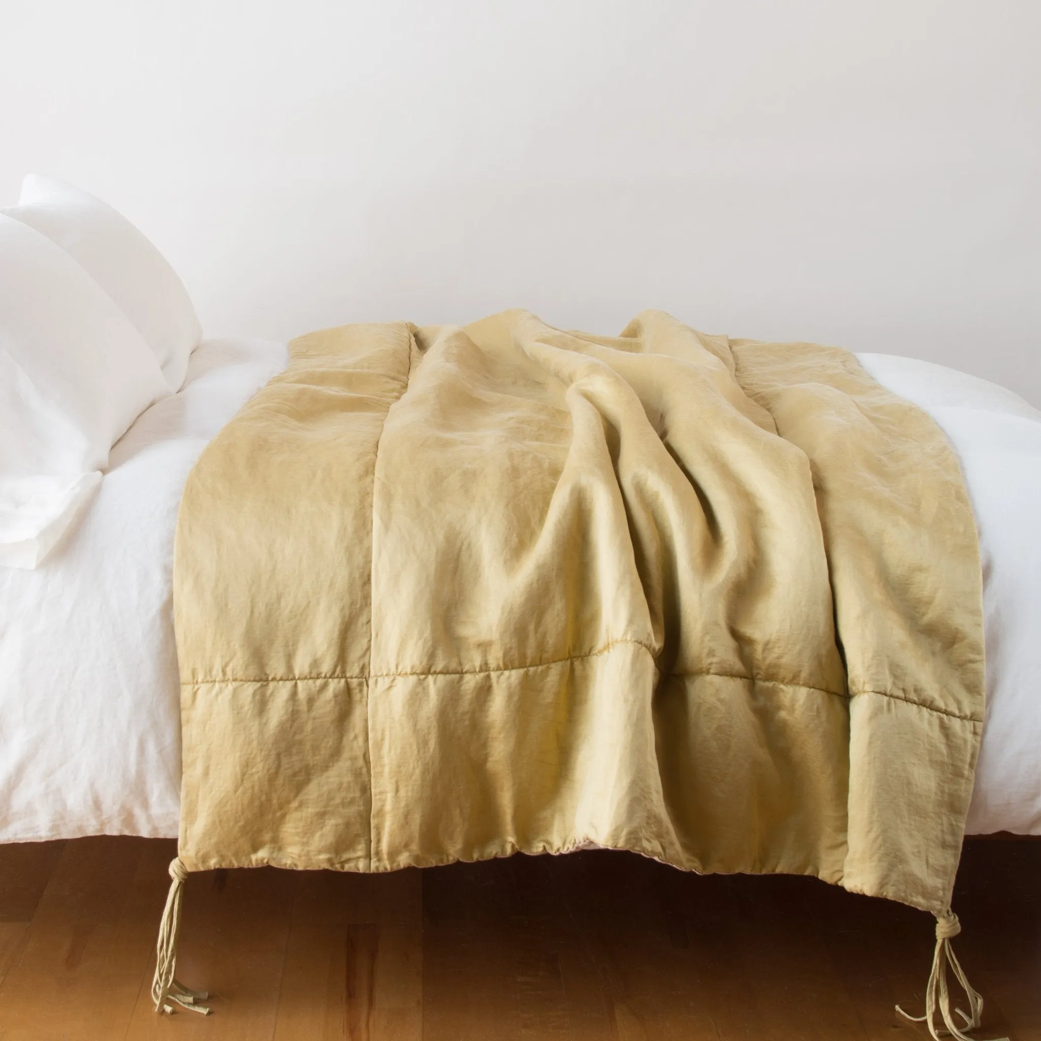 Taline Bed End Blanket