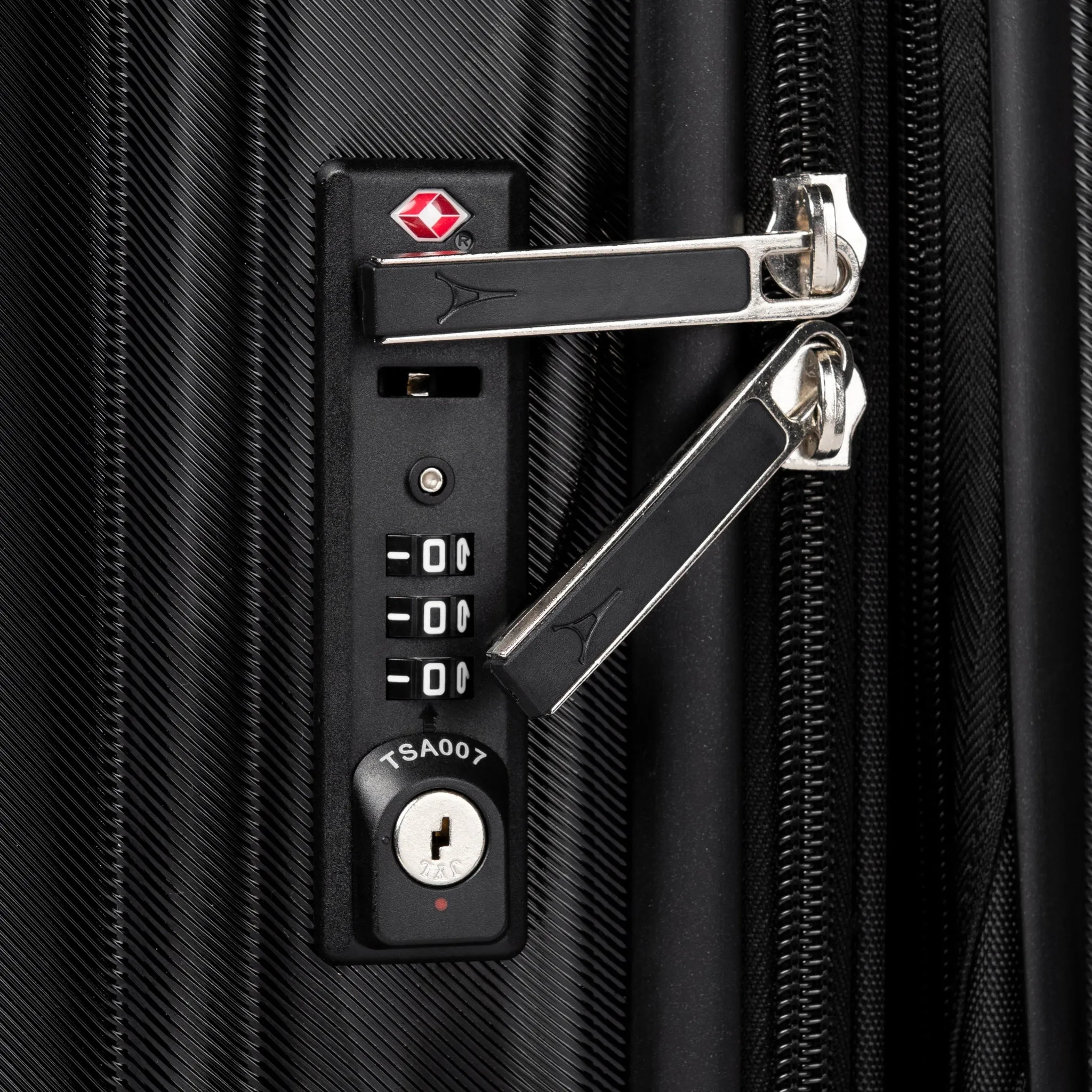 Travelpro Maxlite Air Large Check-In Expandable Hardside Spinner