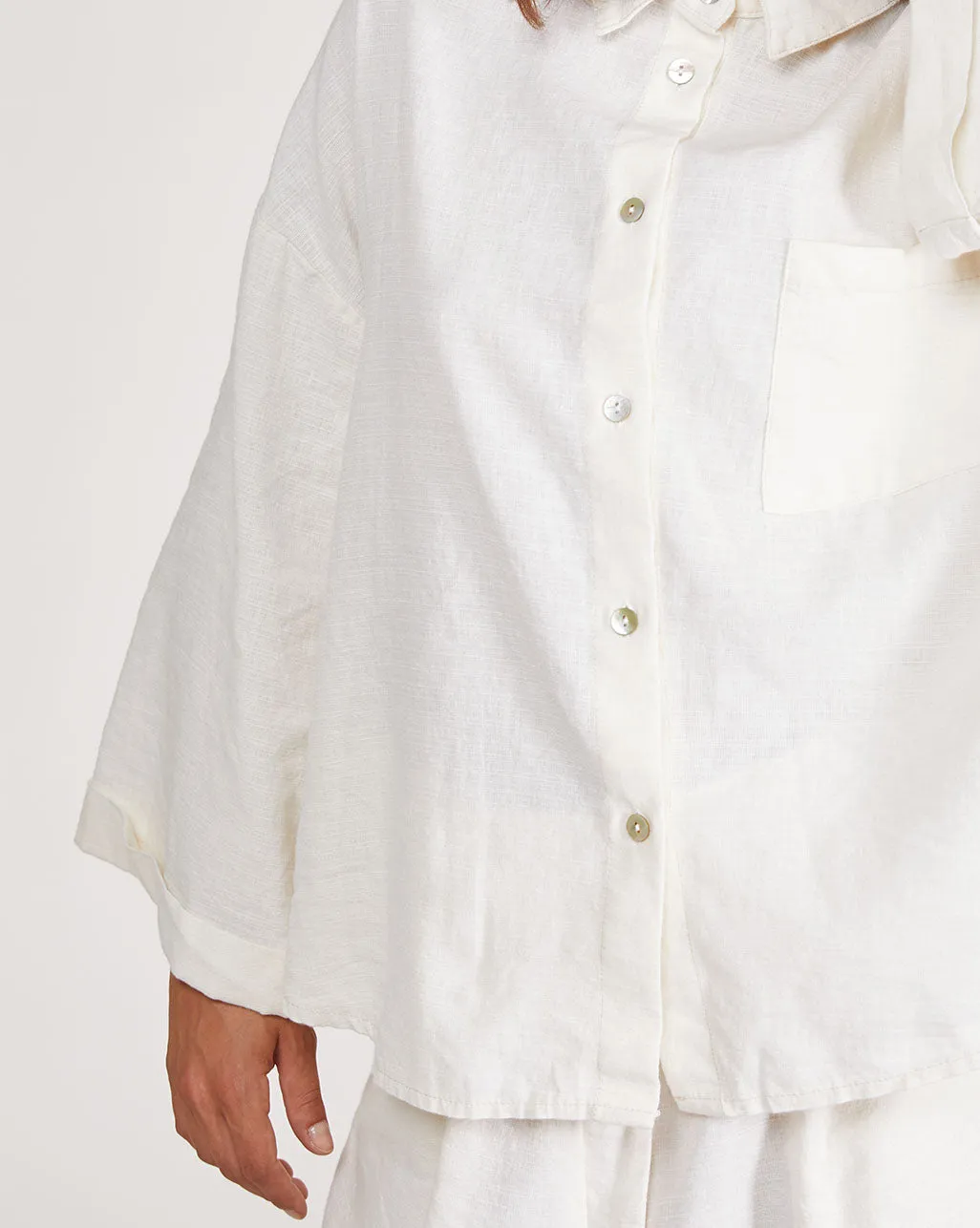 Upcycled Linen Pleat Back Hi-Lo Button-Up Shirt