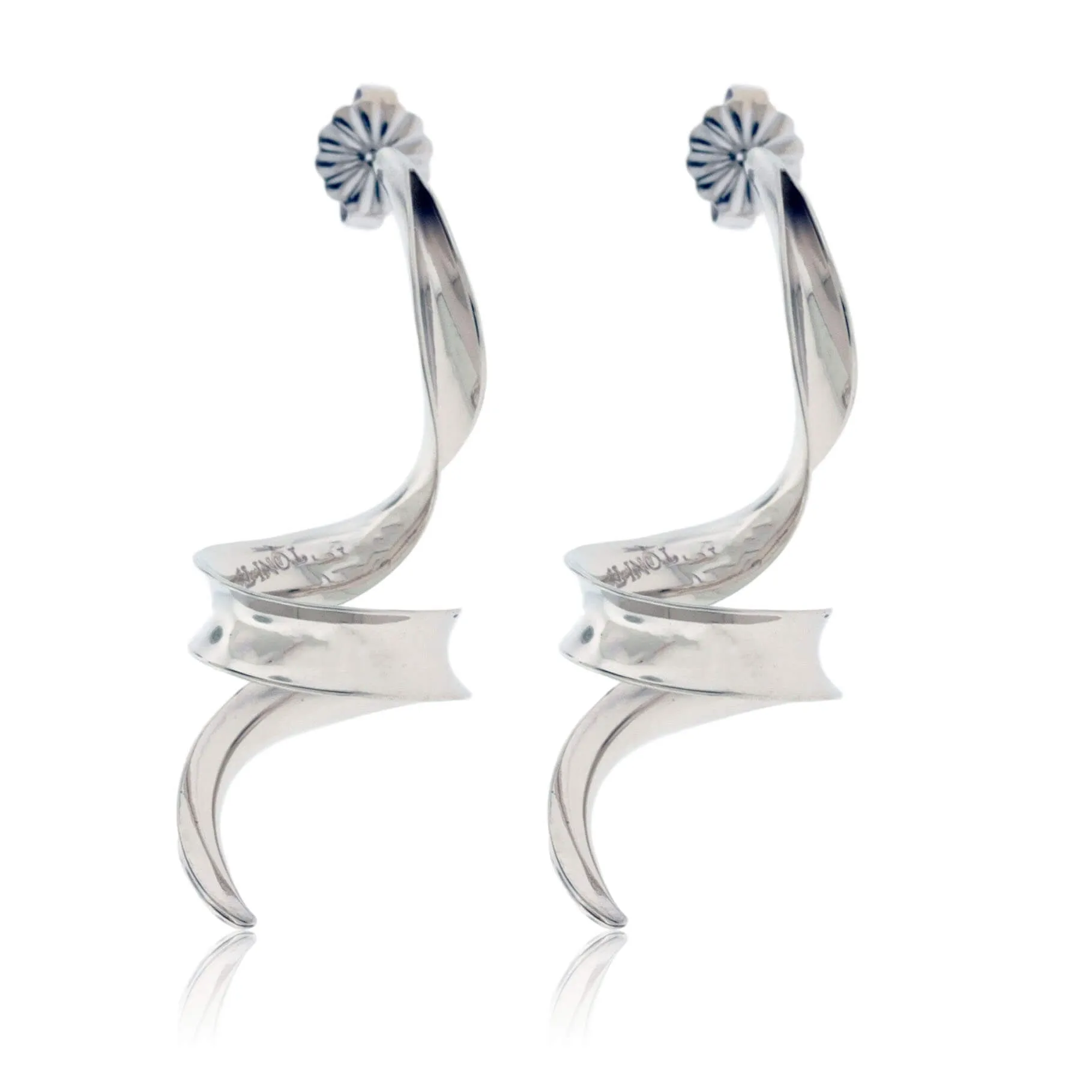 White Gold Small Tendril Anti Clastic Earrings