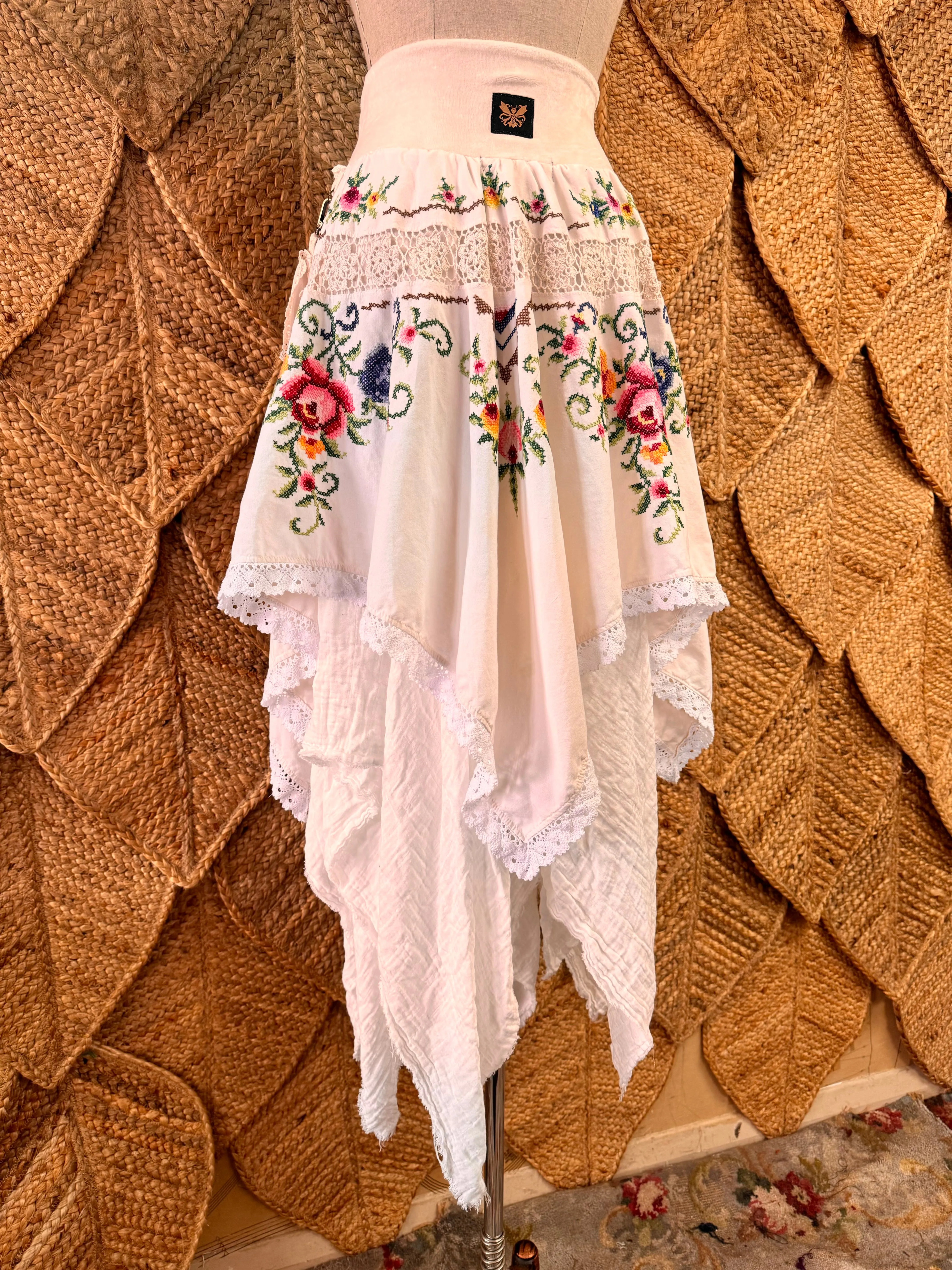 Wildcrafted Skirt (M/L)